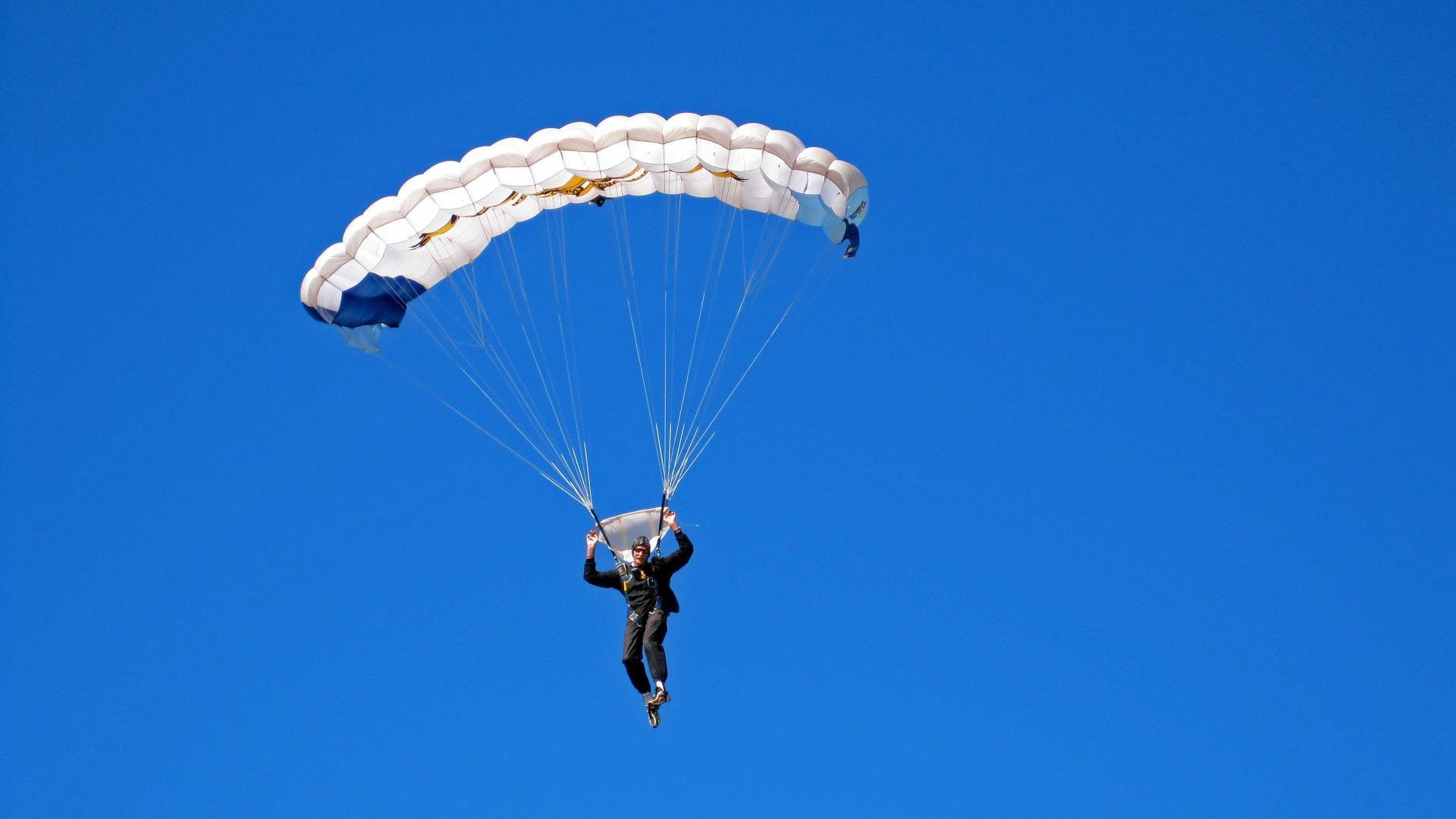 “南非羚羊队的中流砥柱：诺克·达维德·彼得森的核心作用”