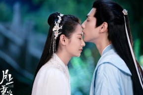 爱游戏官方-“战术调整：关键时刻的策略掌控”，战术时间