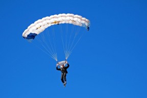 爱游戏体育app-“南非羚羊队的中流砥柱：诺克·达维德·彼得森的核心作用”